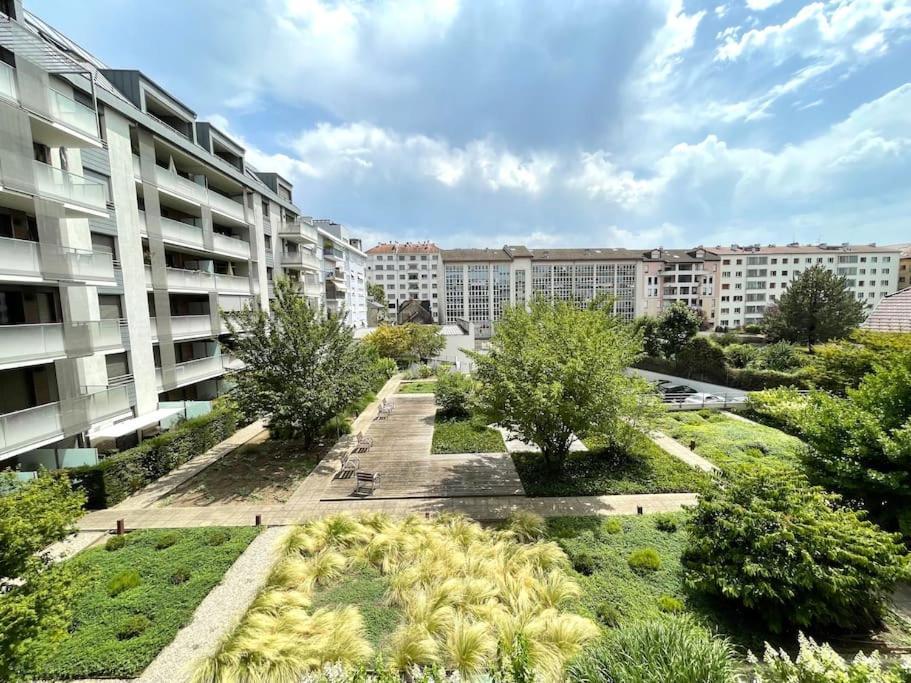 Le Calme Dans Le Triangle D'Or Apartment อานซี ภายนอก รูปภาพ